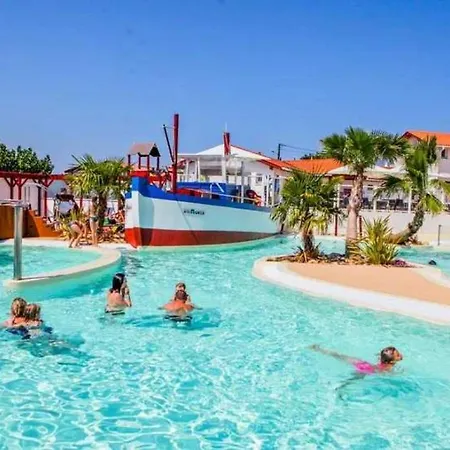 3 Etoiles - Piscine - Ccb0eaa *